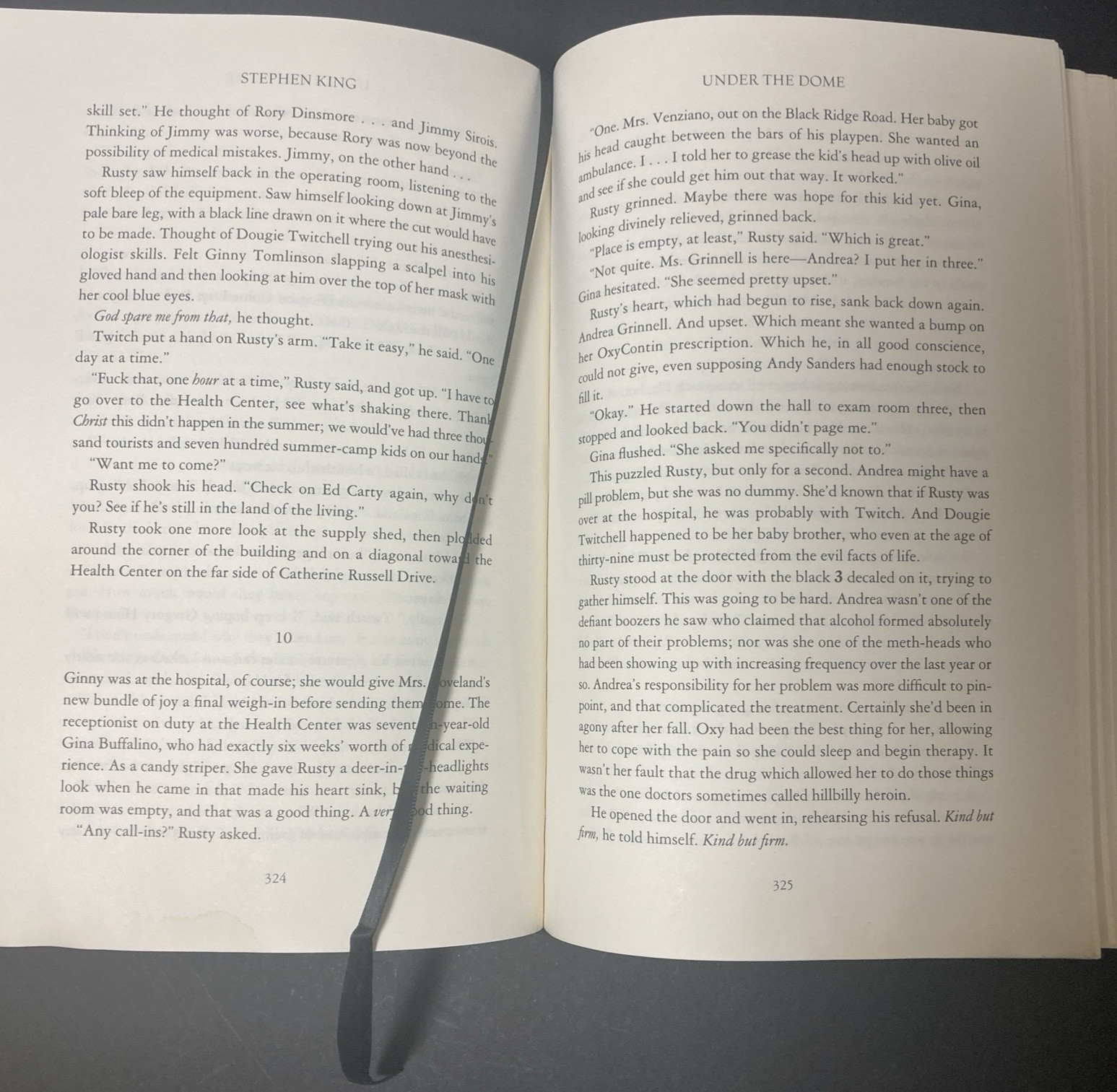 LIMITED COLLECTOR’S EDITION HARDCOVER Under the Dome by Stephen King – SEE DESCR