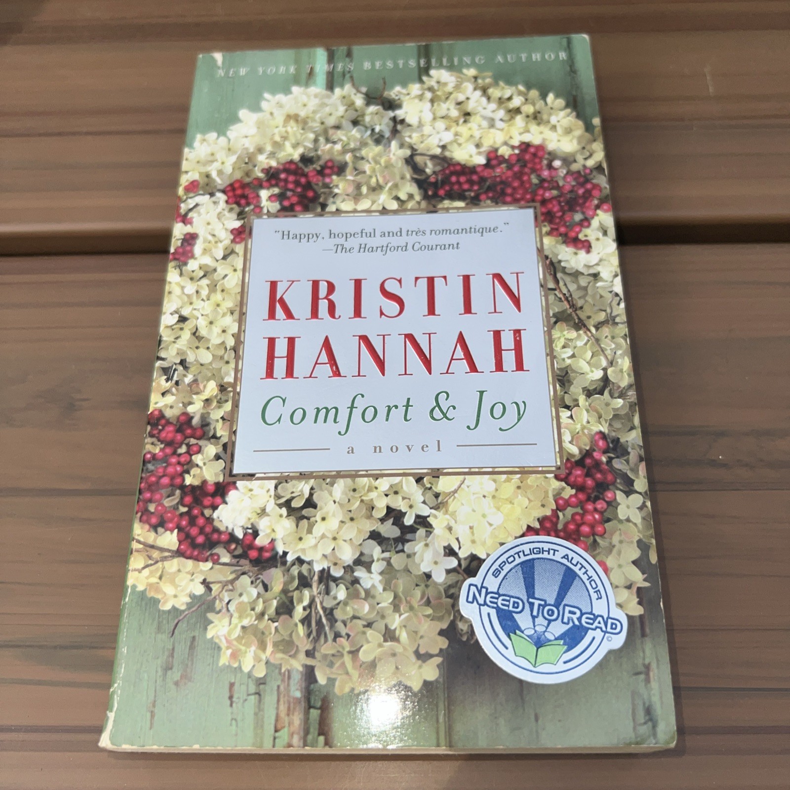 Comfort and Joy : A Novel Kristin Hannah (2006, PB) VG+ 1st