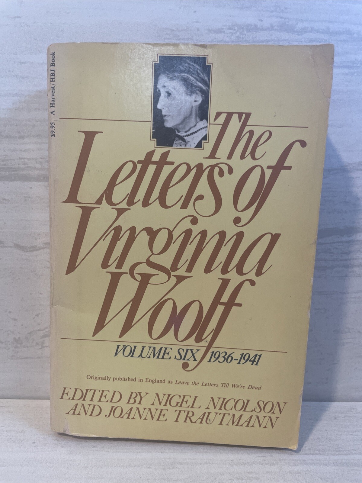 The Letters of Virginia Woolf: Volume IV: 1929-1931 by Virginia Woolf Paperback.