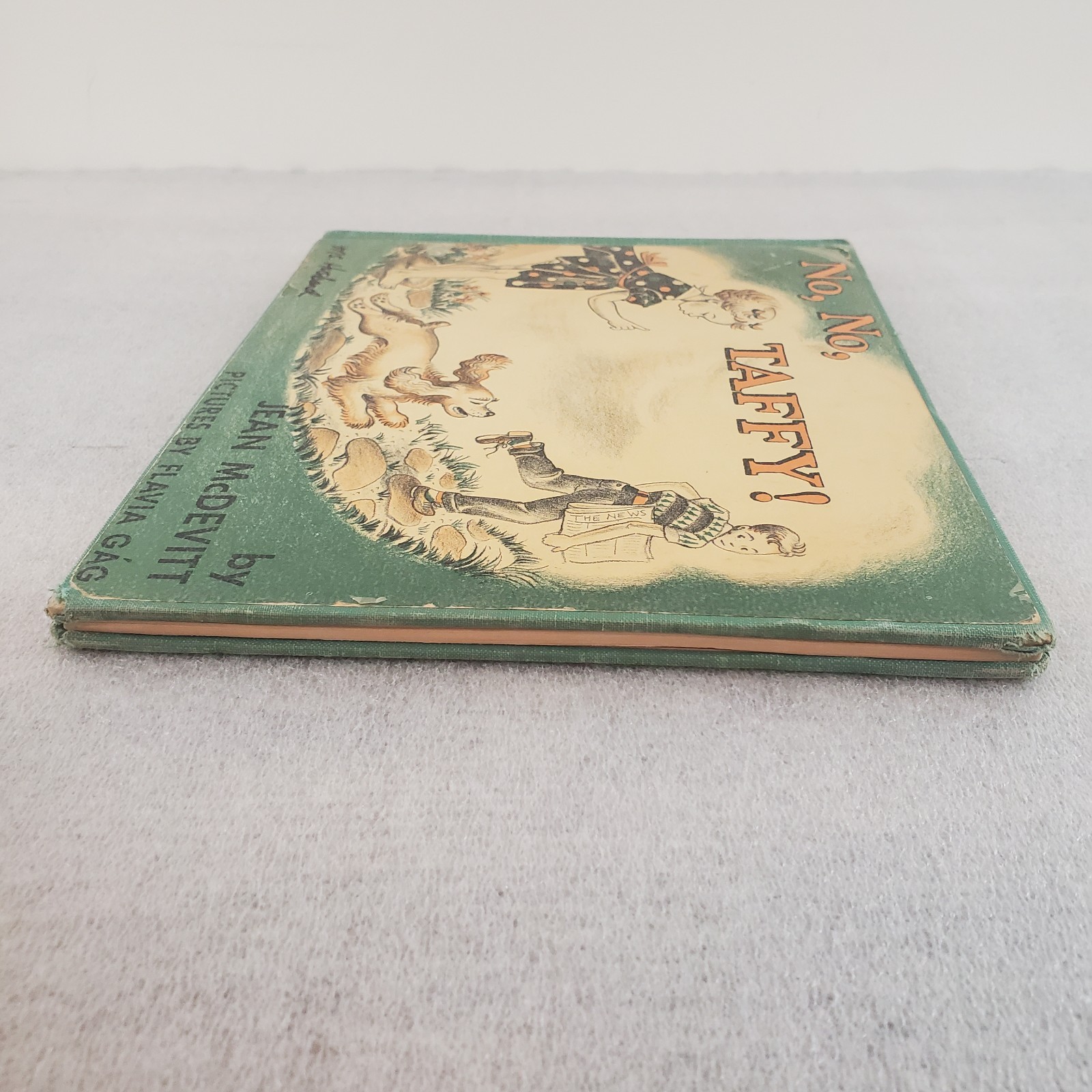 No No Taffy by Jean McDevitt 1952 Hardcover First Edition Flavia Gag Ex-library