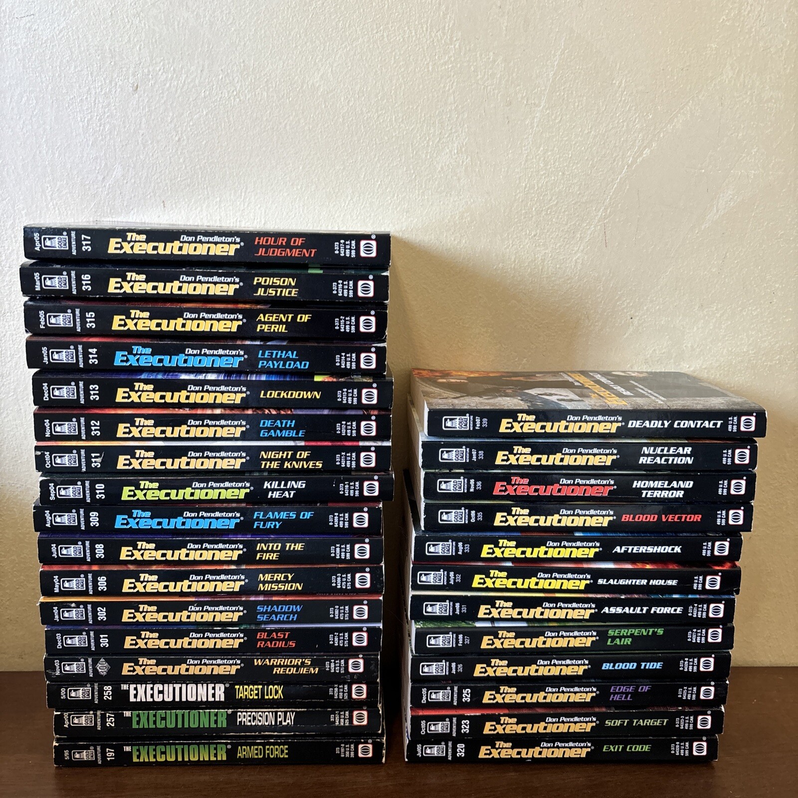 Don Pendleton The Executioner Mack Bolan Paperback Novels Various – CHOOSE TITLE