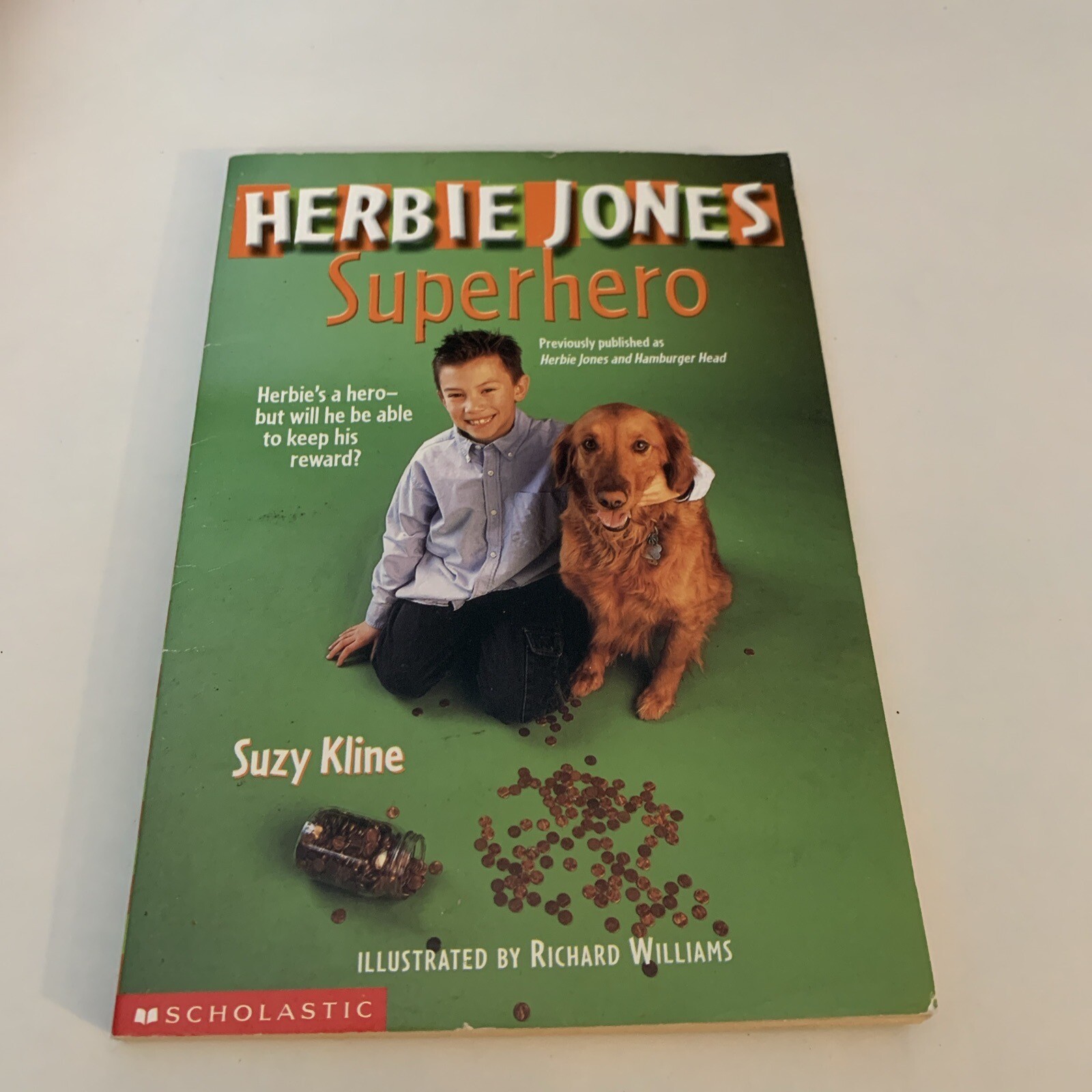 HERBIE JONES-SUPER HERO-SUZY KLINE-SCHOLASTIC-111 PAGES-NOVEMBER 2001