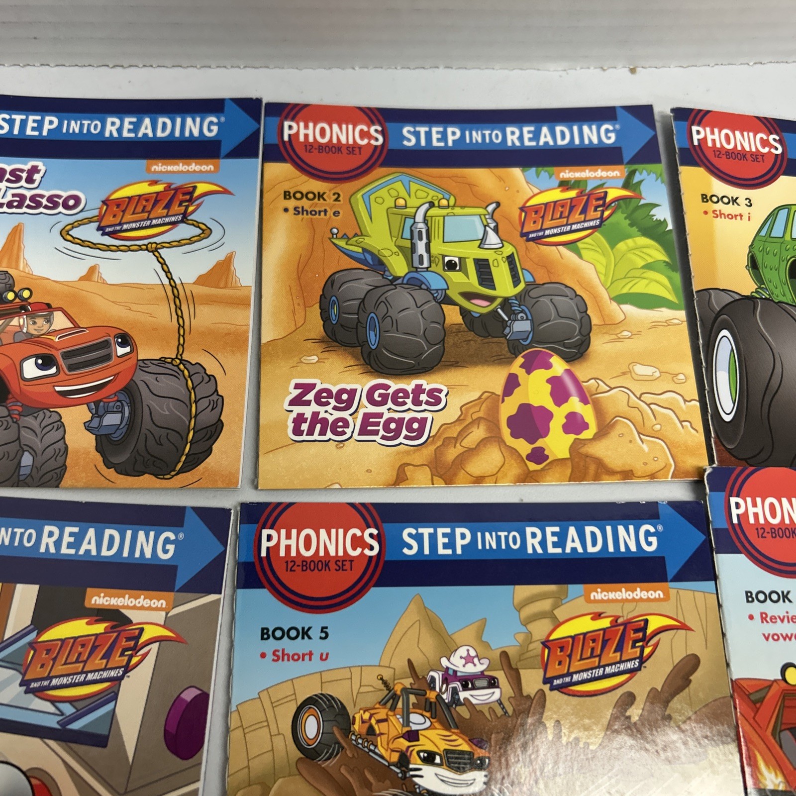 Step into Reading Ser.: Monster Phonics (Blaze and the Monster Machines) 12 Book