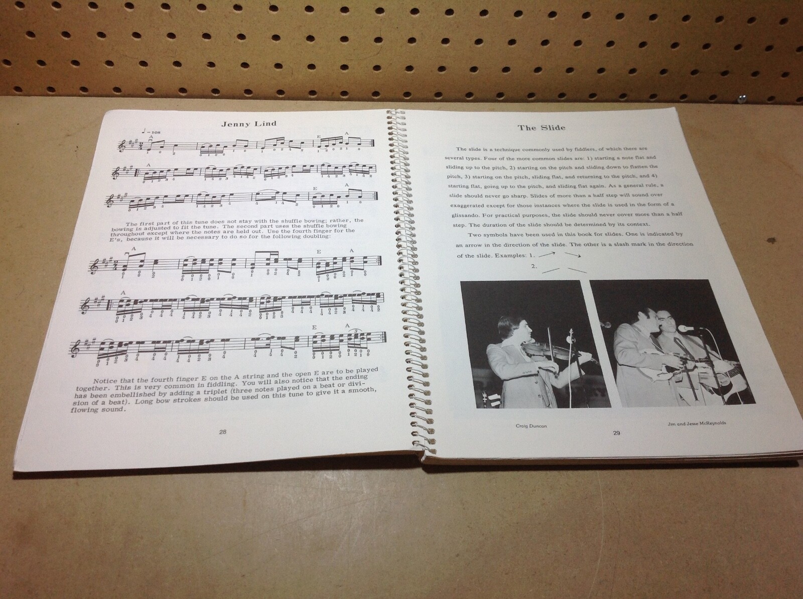 Mel Bay’s Deluxe FIDDLING METHOD by Craig Duncan 104 Pages.