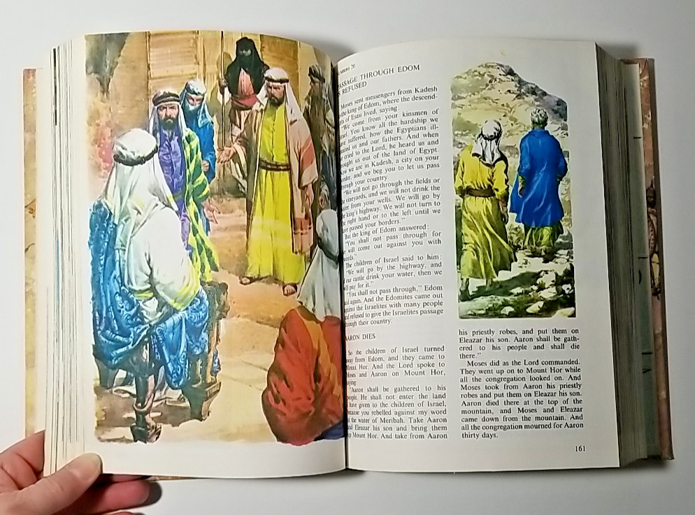 THE CHILDREN’S BIBLE Hardcover Golden Press Illustrated Stories 1965