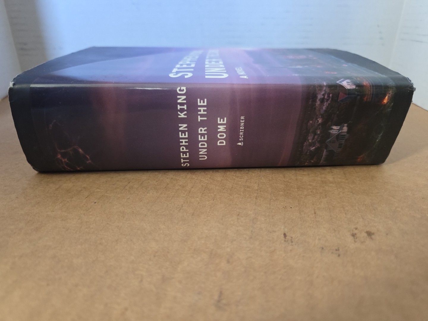 Under the Dome : A Novel by Stephen King (2009, Hardcover)