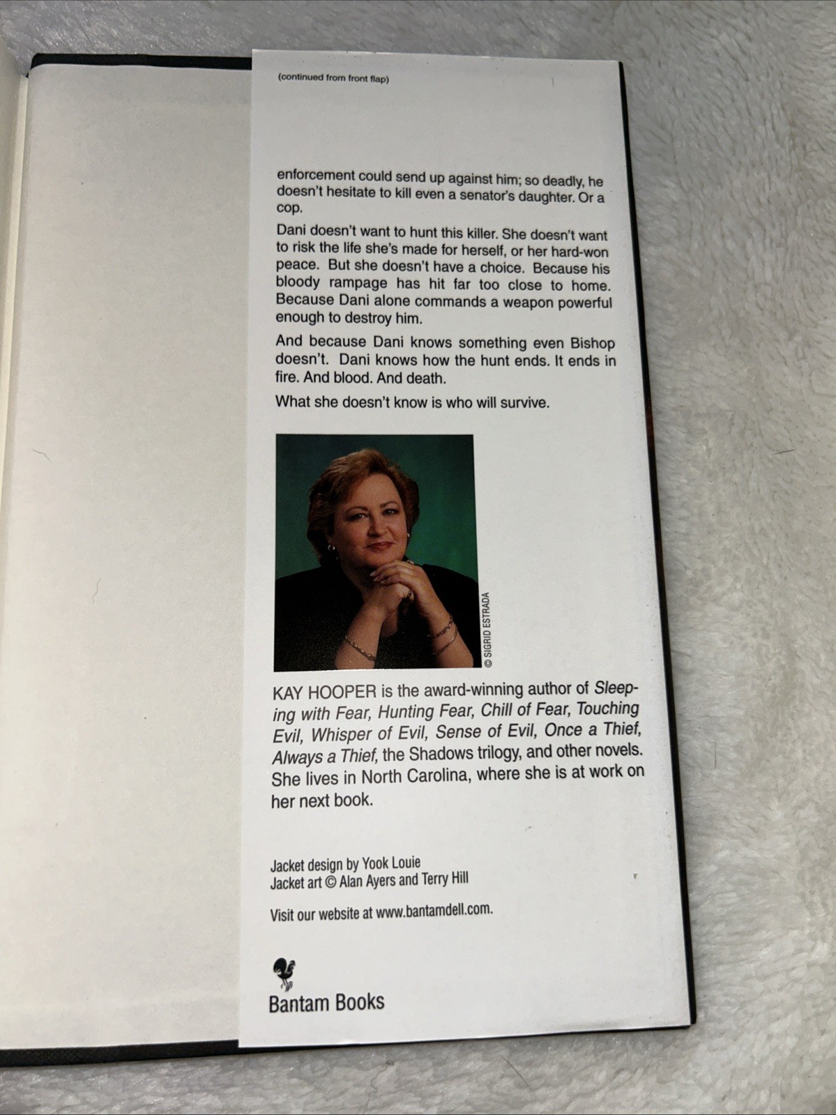 Blood Trilogy : Blood Dreams by Kay Hooper (2007, Hardcover)