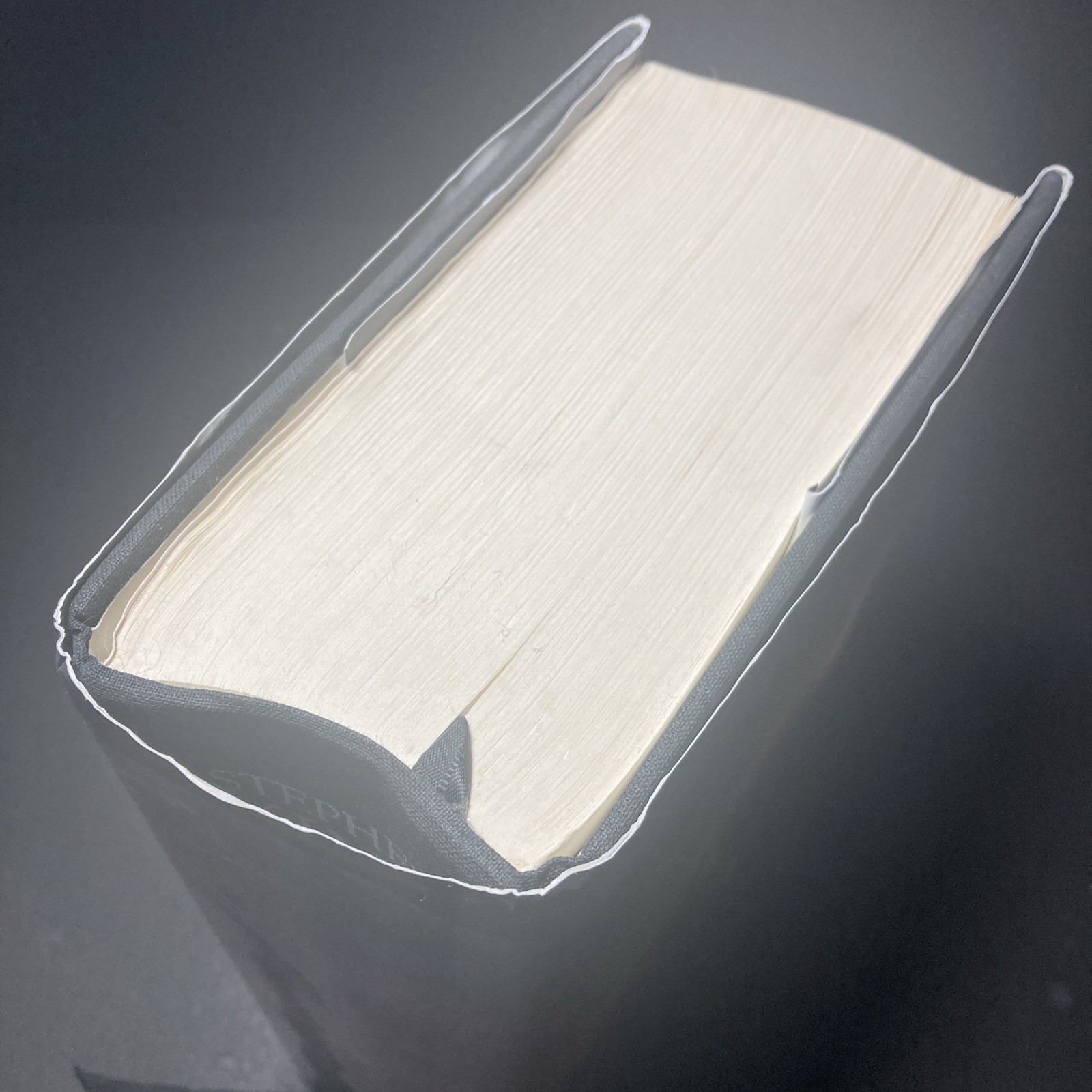 LIMITED COLLECTOR’S EDITION HARDCOVER Under the Dome by Stephen King – SEE DESCR