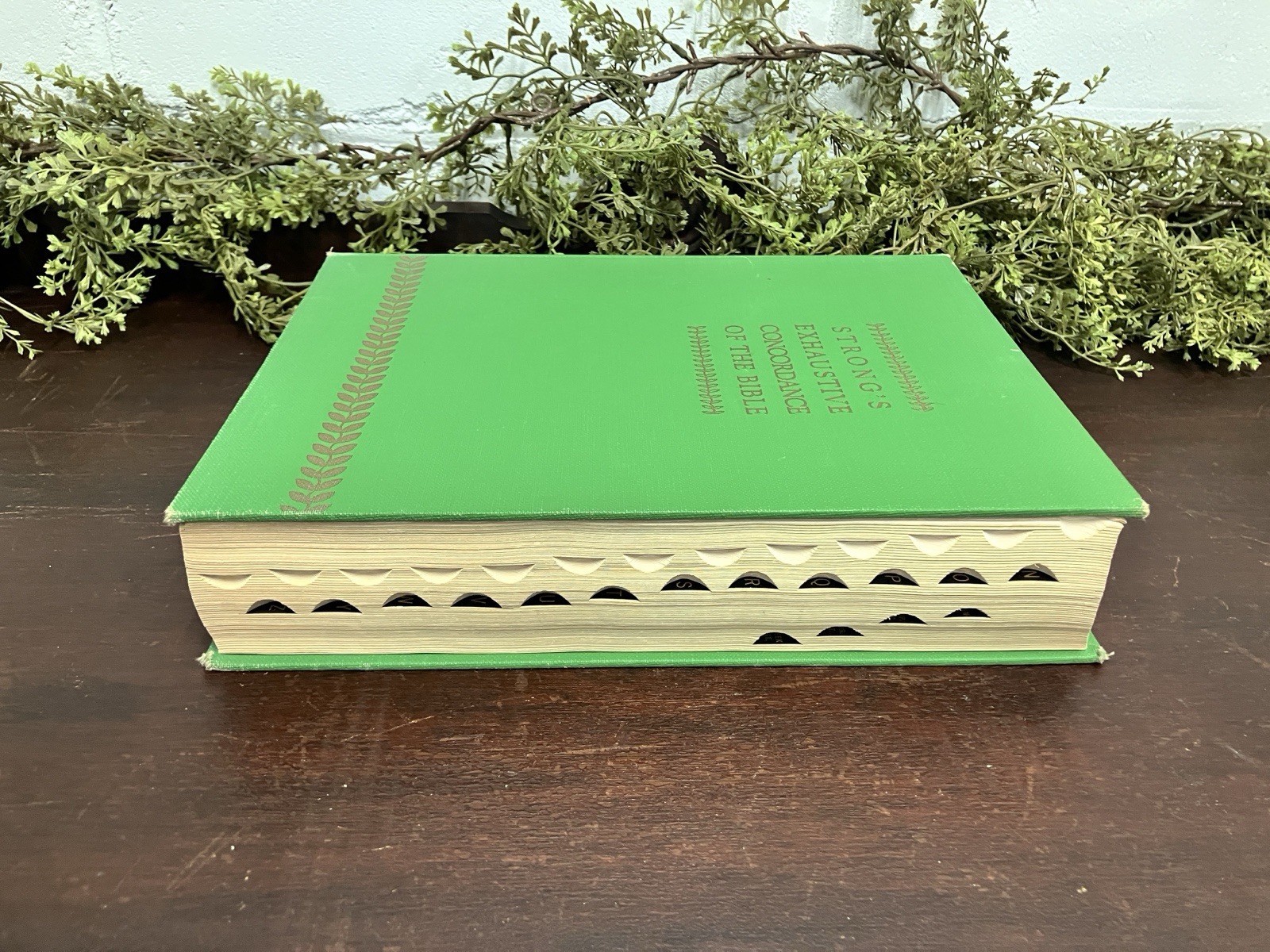Strong’s Exhaustive Concordance of the Bible Hardcover 1975 ABINGDON
