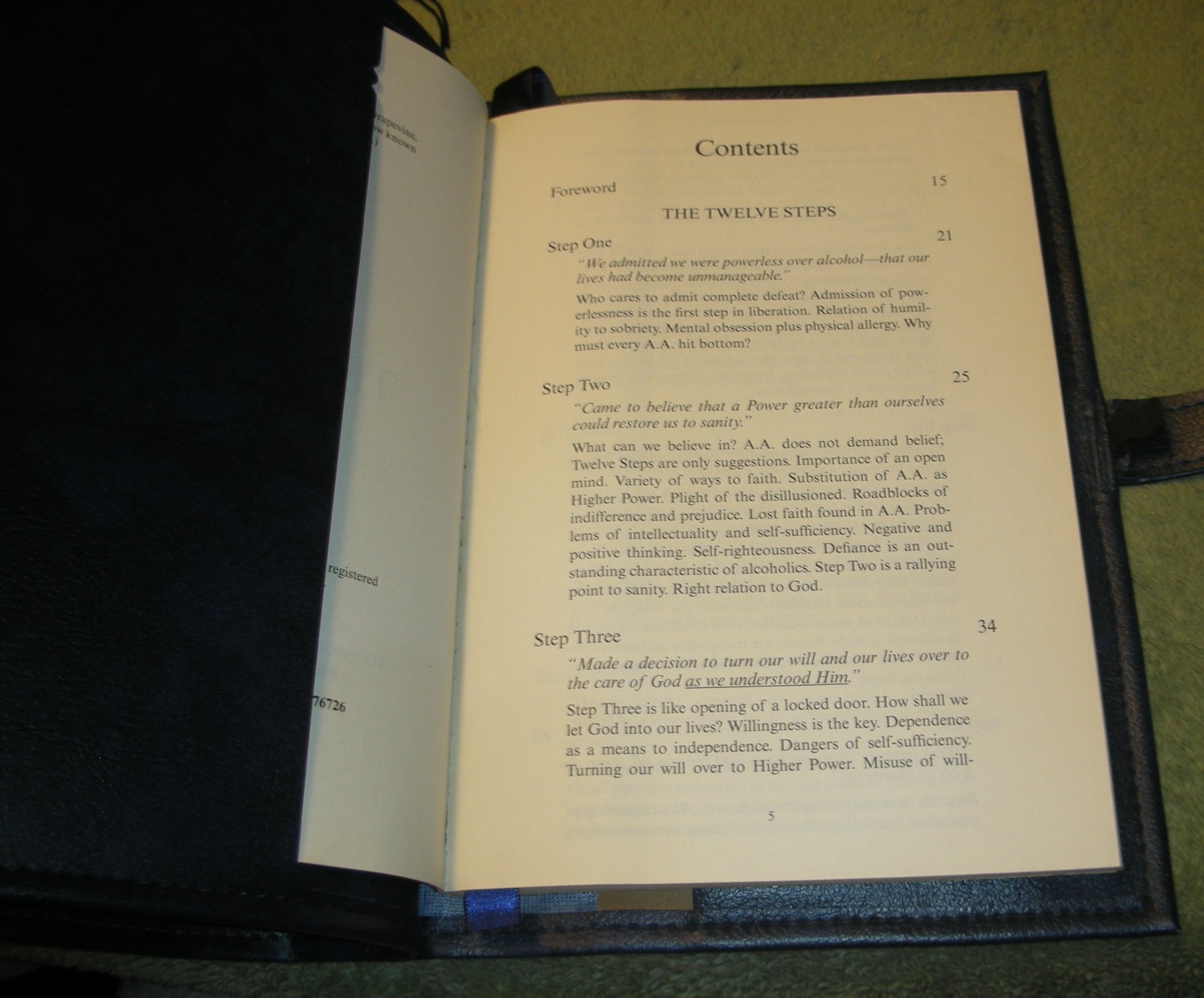 Deluxe ALCOHOLICS ANONYMOUS Big Book Ed 4 & 12 Steps & 12 Traditions in Holder