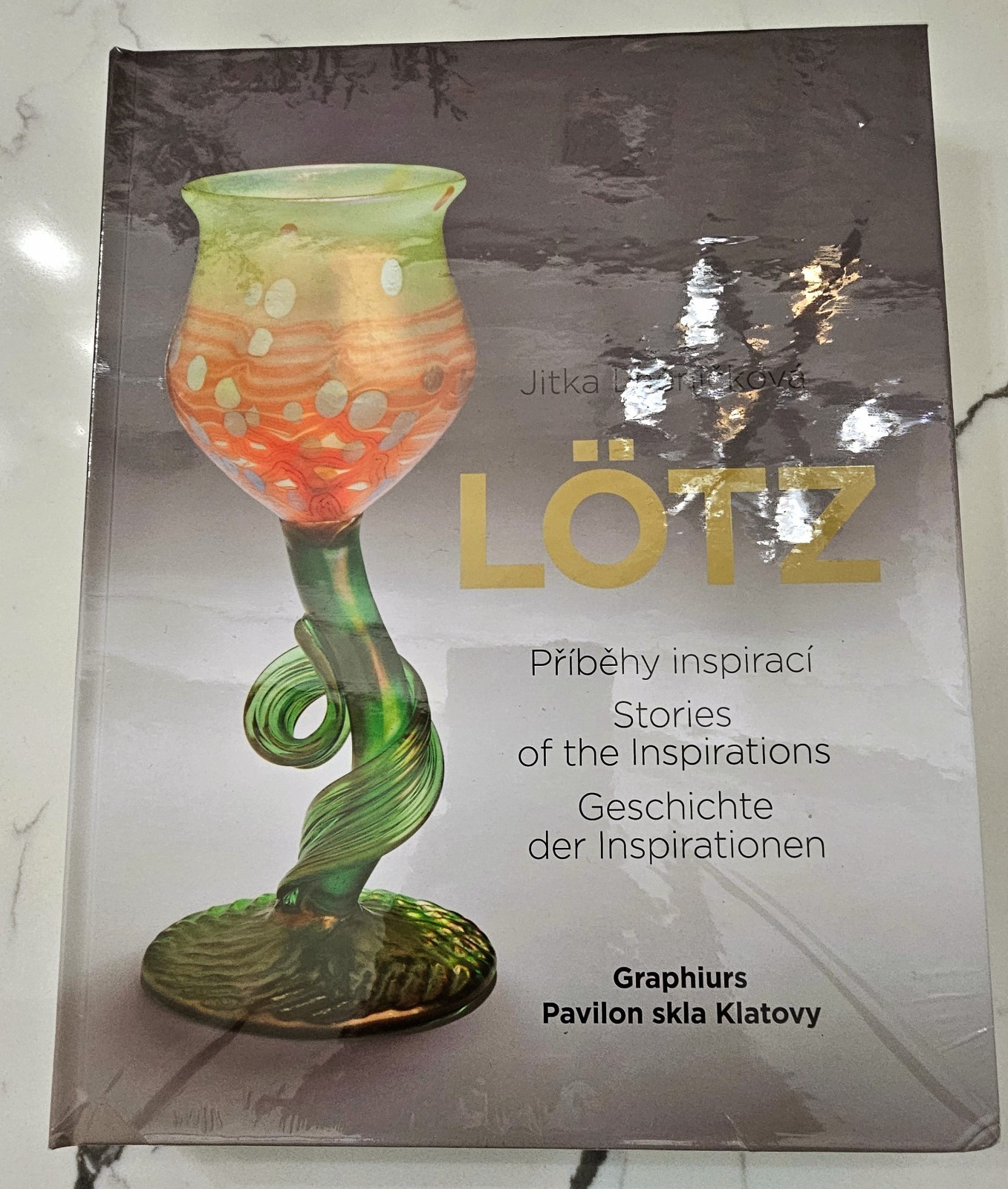 New Publication On Loetz Glass : Lötz, By Jitka Lněničkova