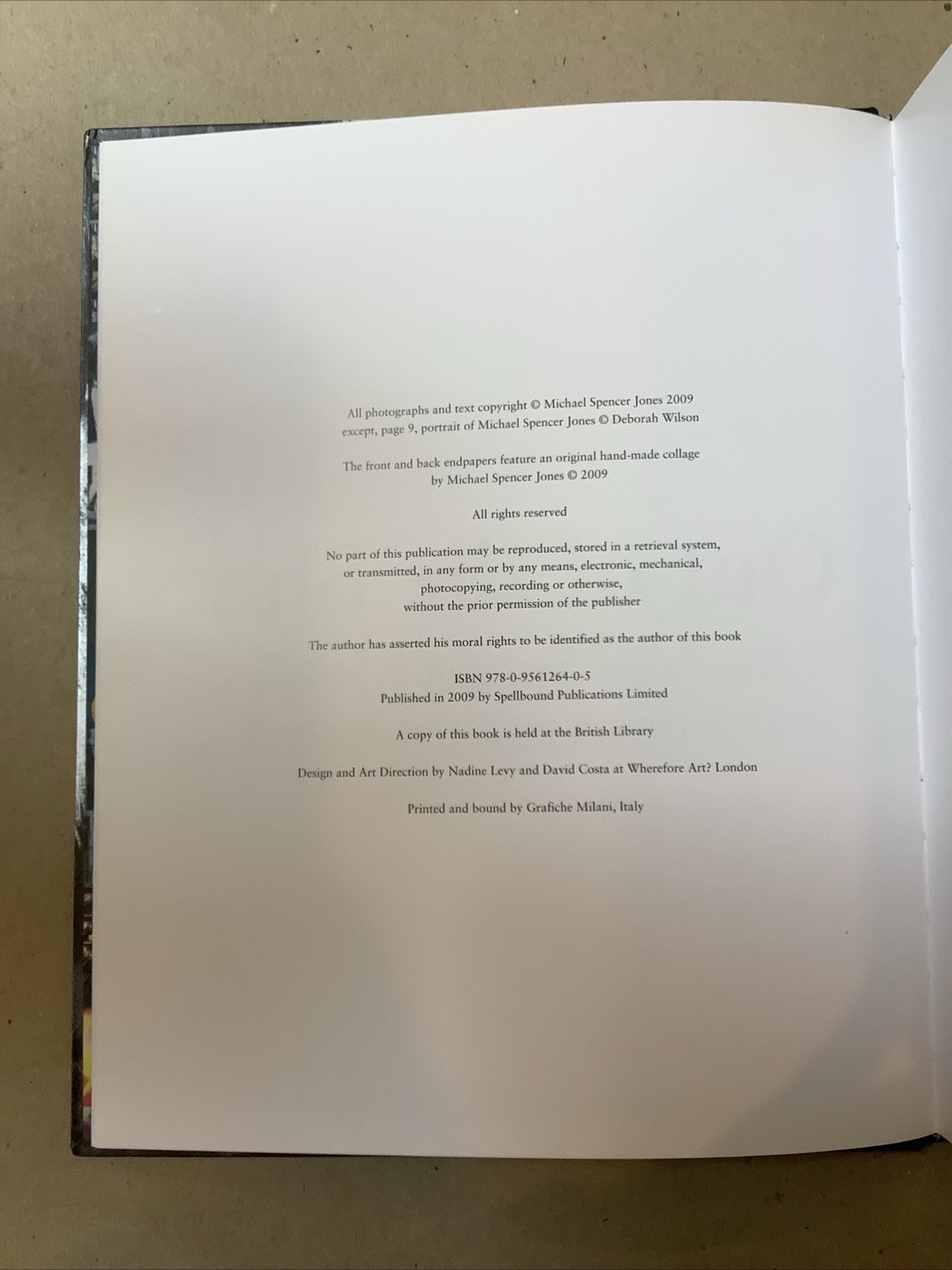 Out of the Blue: The Oasis Photographs by Michael Spencer Jones SIGNED Ltd Ed HB