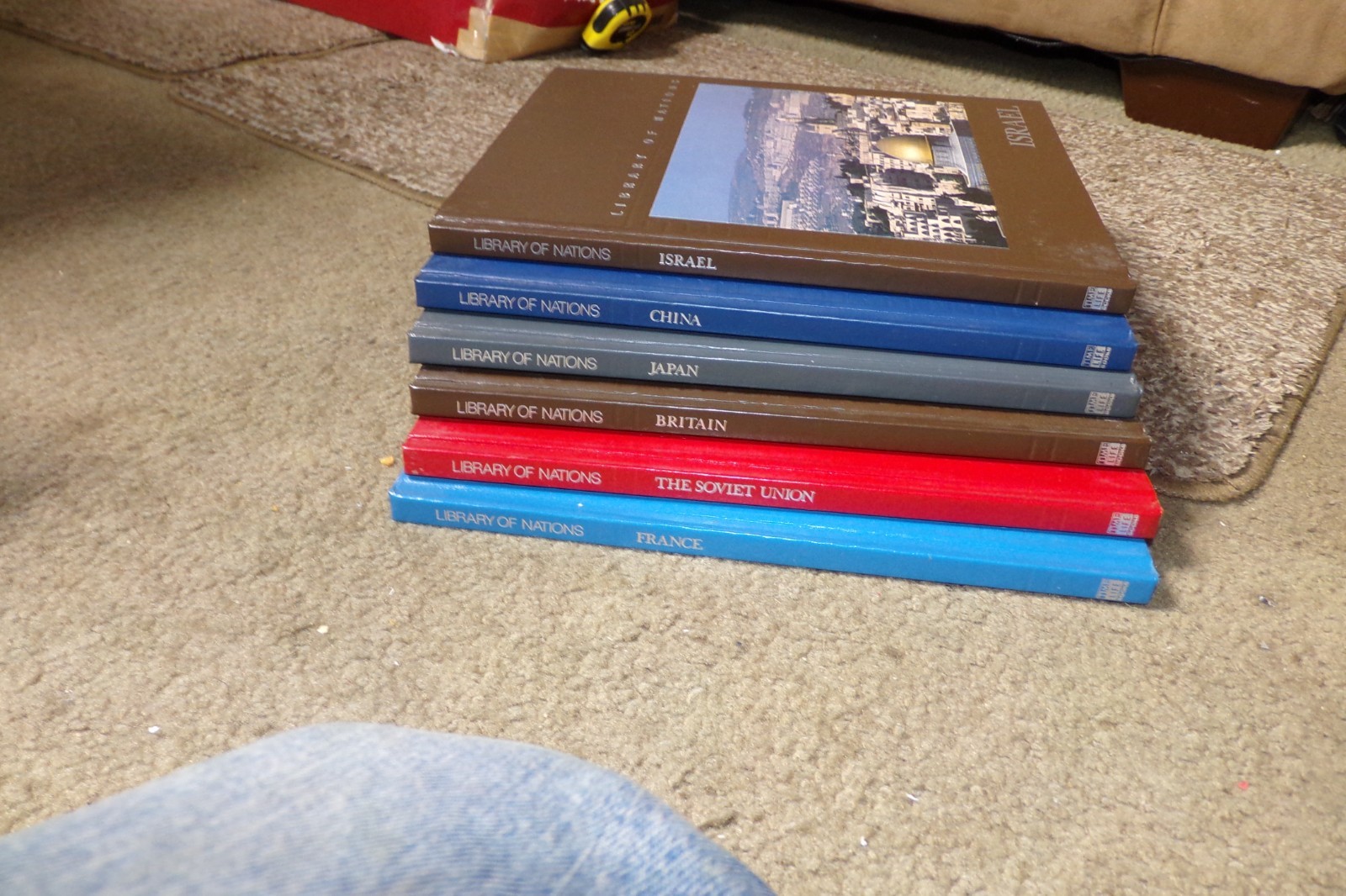 LIBRARY OF NATIONS – 6 BOOK SET