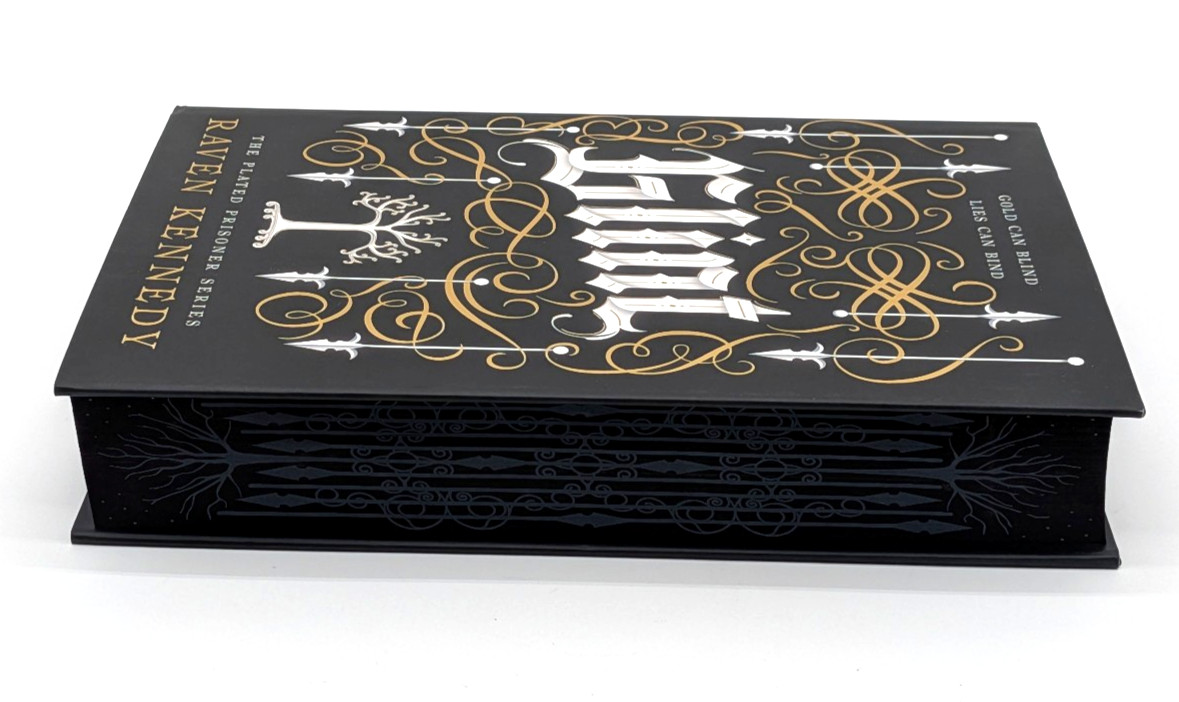 FairyLoot Exclusive: The Plated Prisoner 1-3 Set by Raven Kennedy SIGNED, HC/DJ
