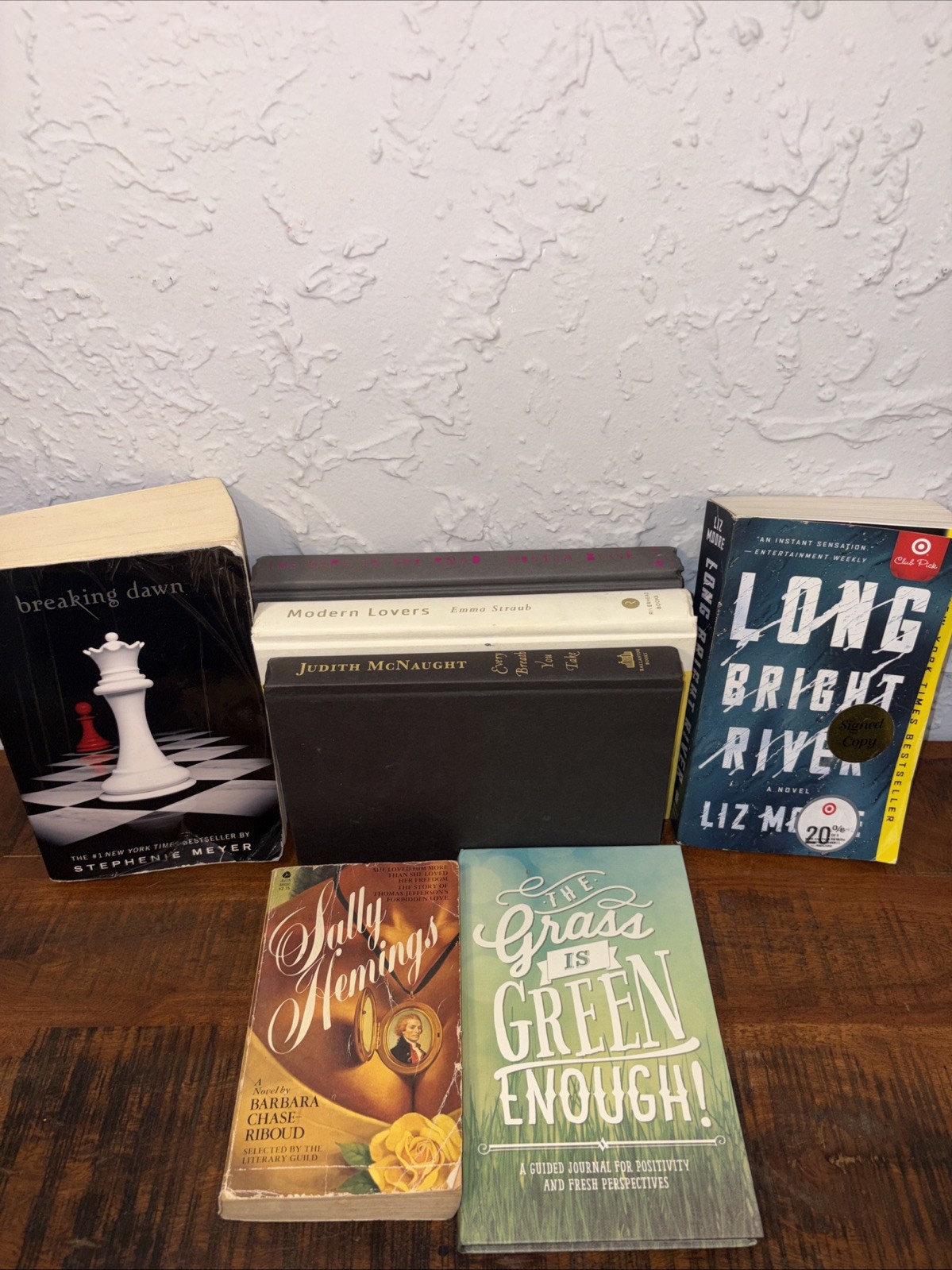Lot of 7 Romance Drama Fiction Books Colleen Hoover Breaking Dawn Signed Copy