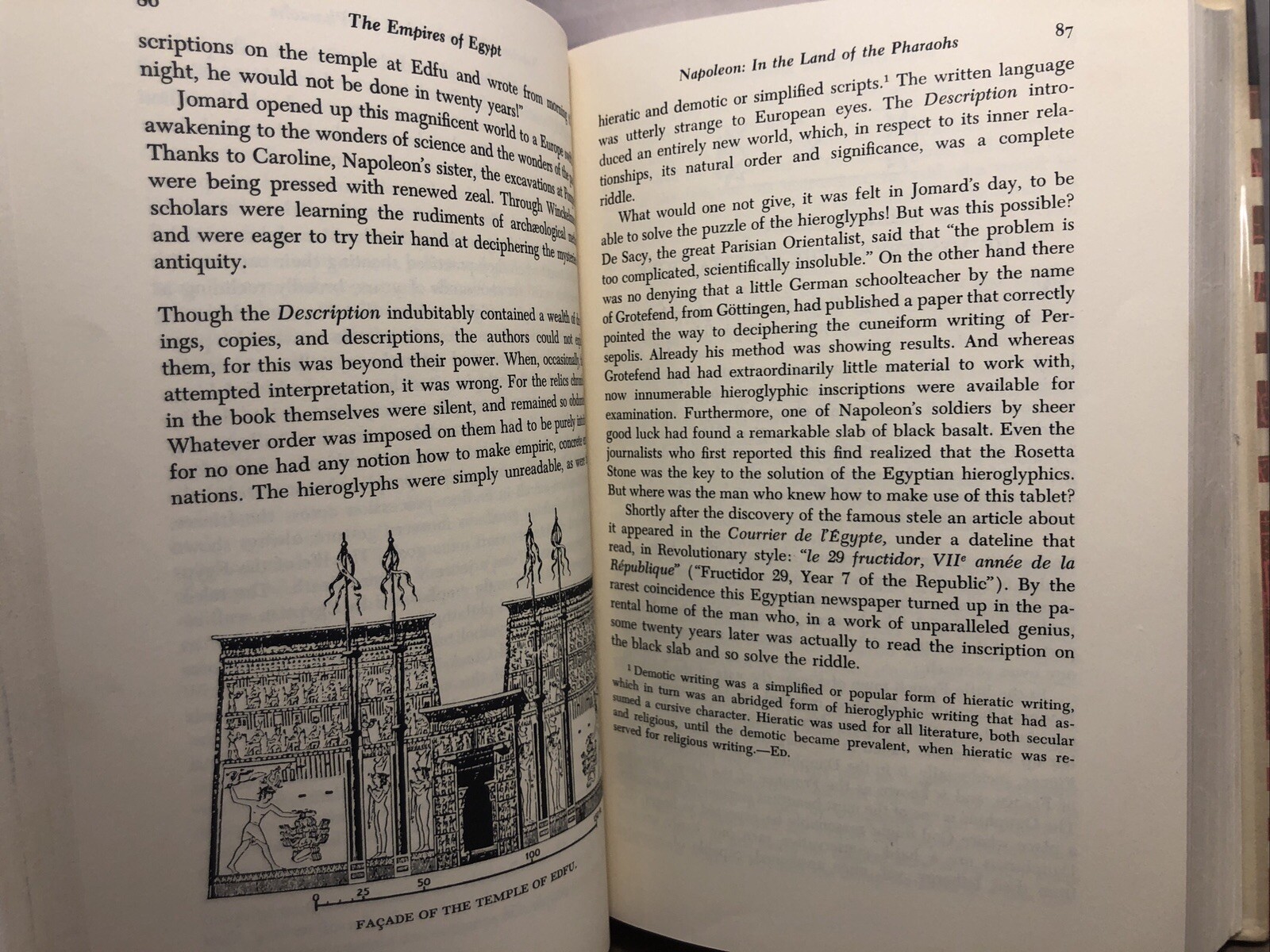 Gods, Graves & Scholars: The Story of Archaeology by C.W. Ceram – 1968 – HCDJ