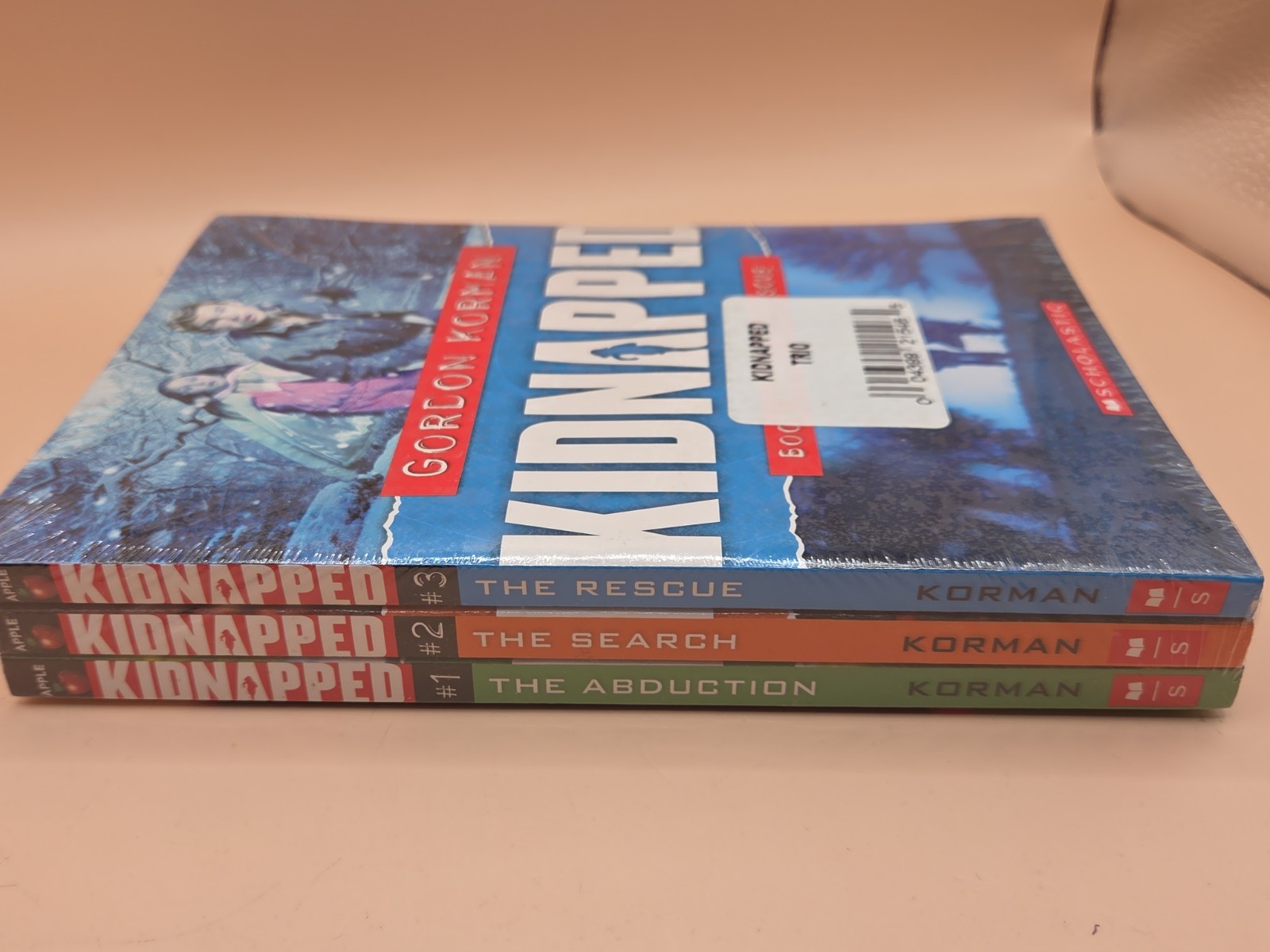 Complete Set Series – Lot of 3 Kidnapped books by Gordon Korman Abduction Search