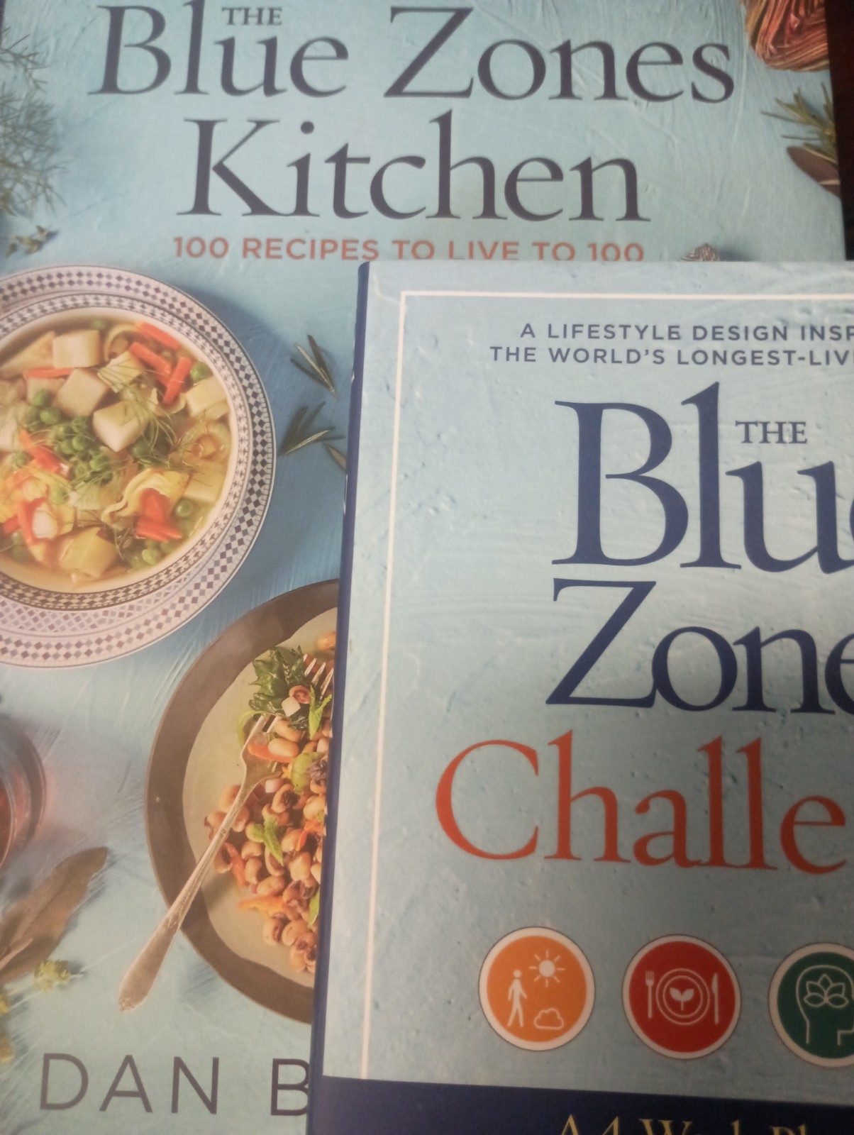 Lot of 2 Blue Zones Books – Kitchen & Challenge by Dan Buettner X13