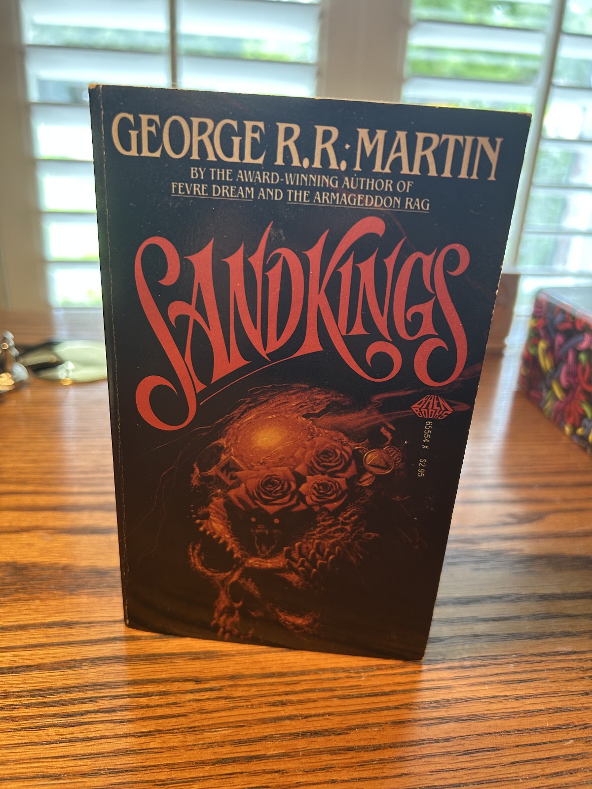SANDKINGS by George R.R. Martin (1986) 1st Edition, 1st Printing Baen Paperback