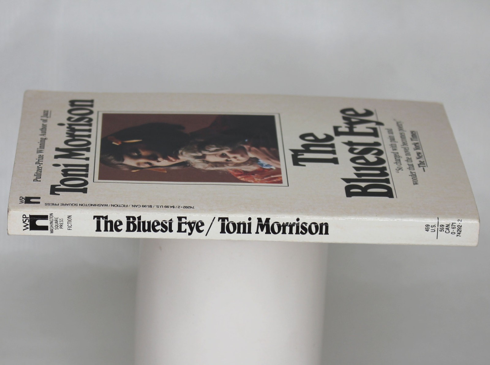 THE BLUEST EYE by Toni Morrison Washington Square Press 1972 Later Printing PB